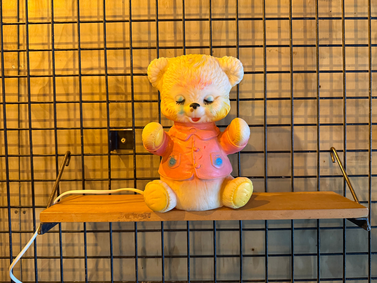 Cute teddy bear lamp